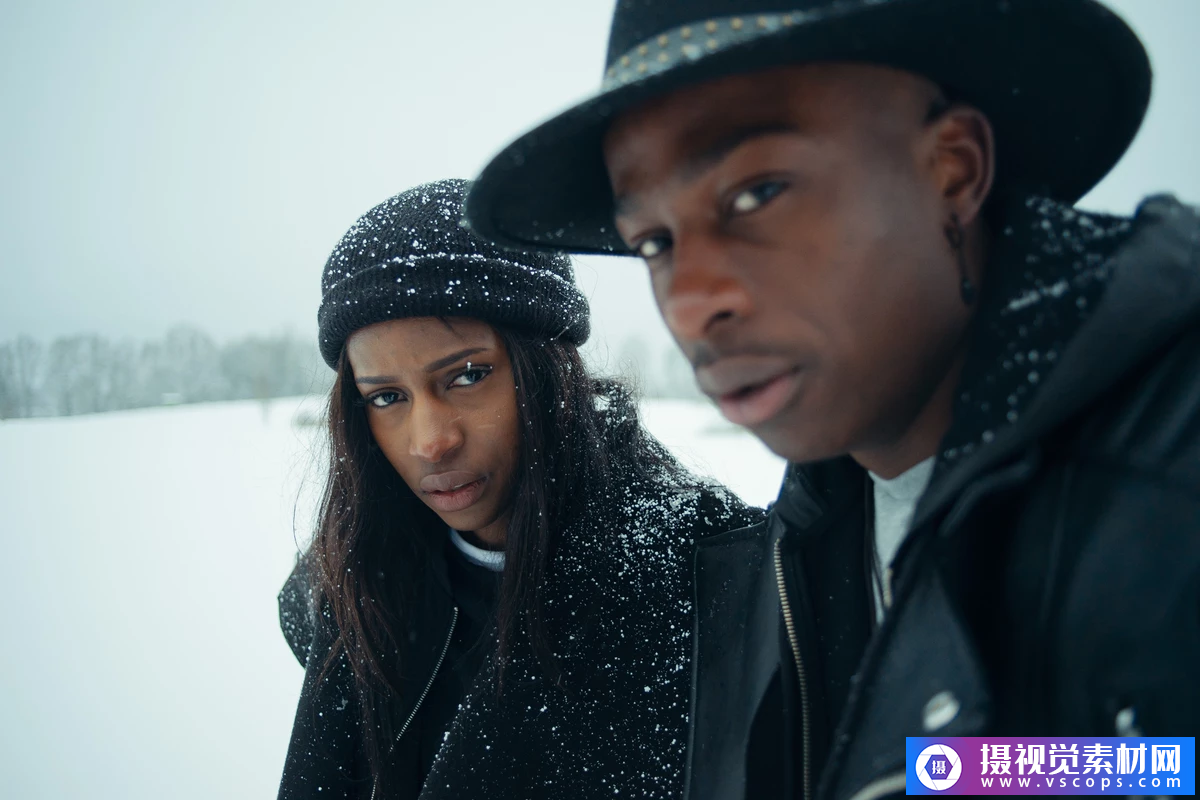 1576565039-7aad657c0ae3eb3