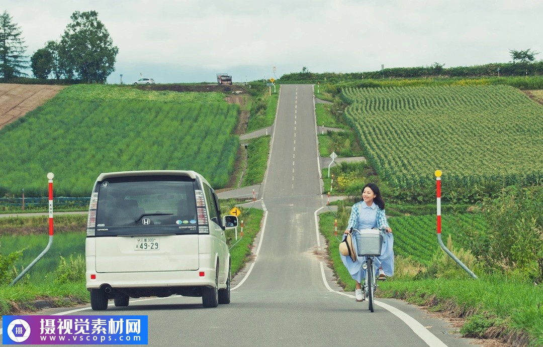 1577685549-39f2641e148dac4