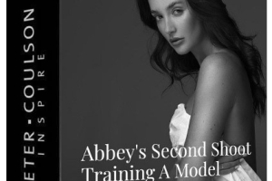 摄影师 Peter Coulson 模特摆姿势与Abbey的第二次拍摄-中英字幕