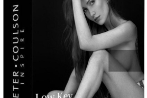 摄影师 Peter Coulson 低光照私房人像拍摄布光教程-中英字幕